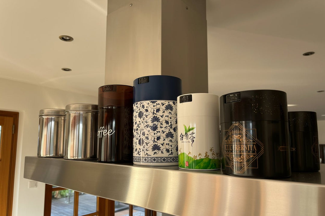 CoffeeVac 1.85L Airtight Coffee Container - TightVac Europe - The eassiest storage solutions