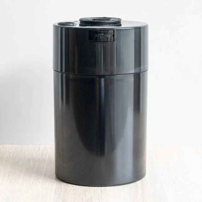 CoffeeVac Conteneur sous vide pompe 3 en 1 1,85 L - TightVac Europe - Conteneurs hermétiques pour le stockage des aliments