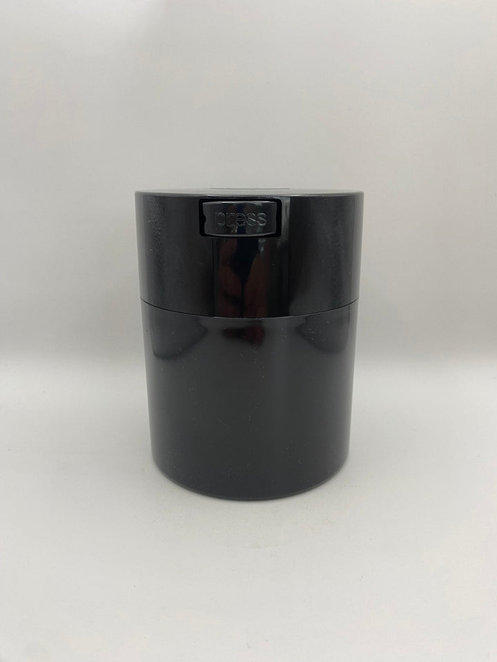 Coffeevac Airtight Coffee Container 0.8L - TightVac Europe - The eassiest storage solutions