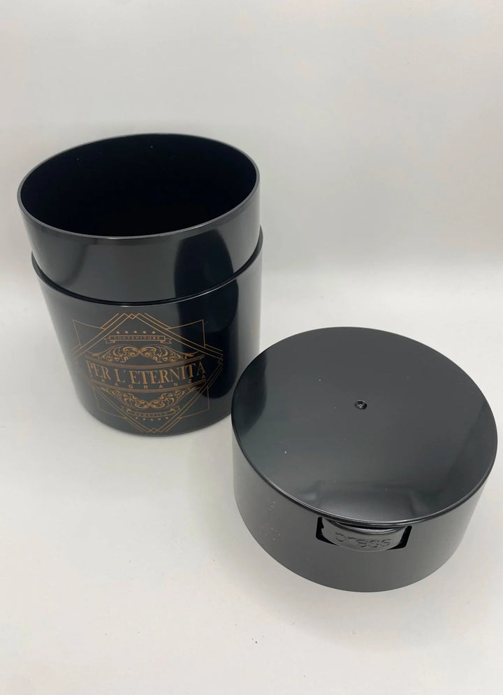 Coffeevac Airtight Coffee Container 0.8L - TightVac Europe - The eassiest storage solutions