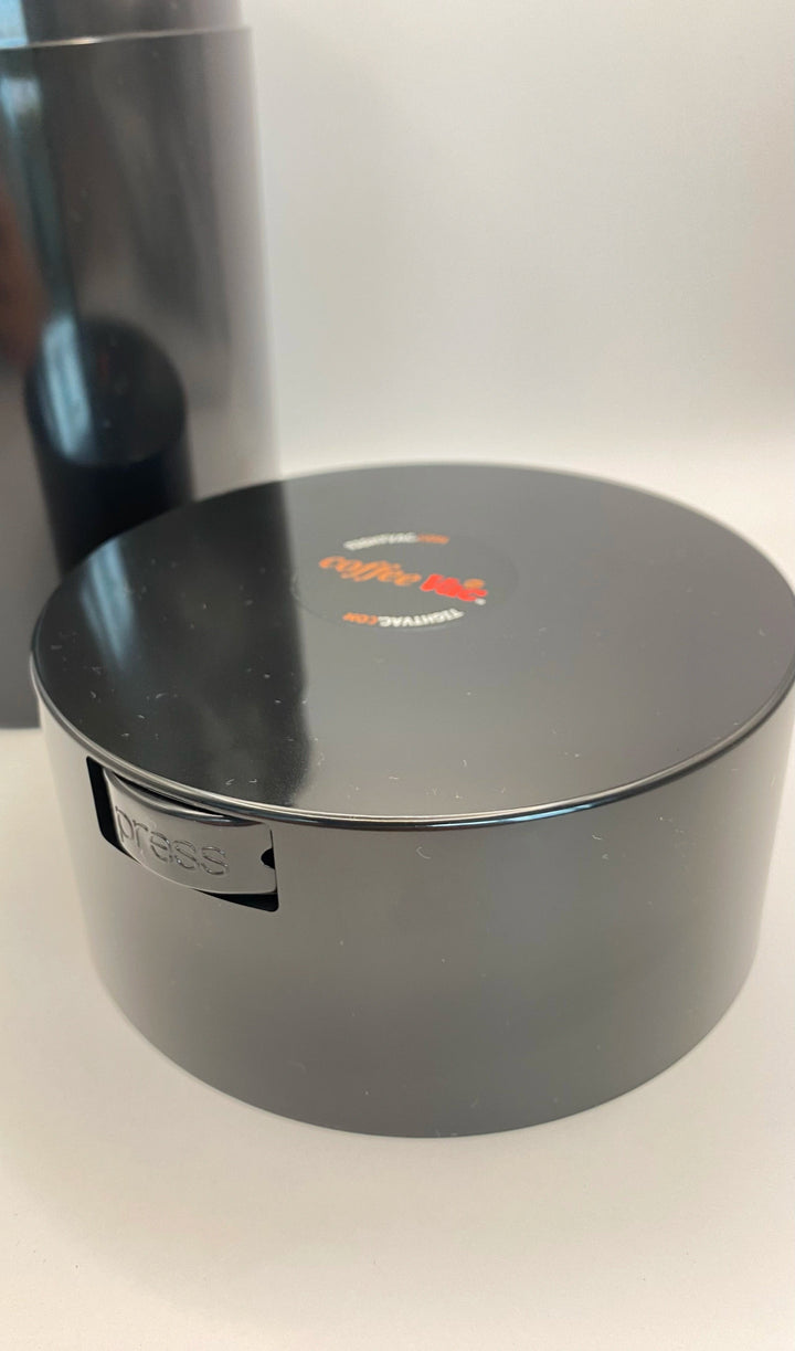 Coffeevac Airtight Coffee Container / 1.85L / 500g / Solid / Black - TightVac Europe - The eassiest storage solutions