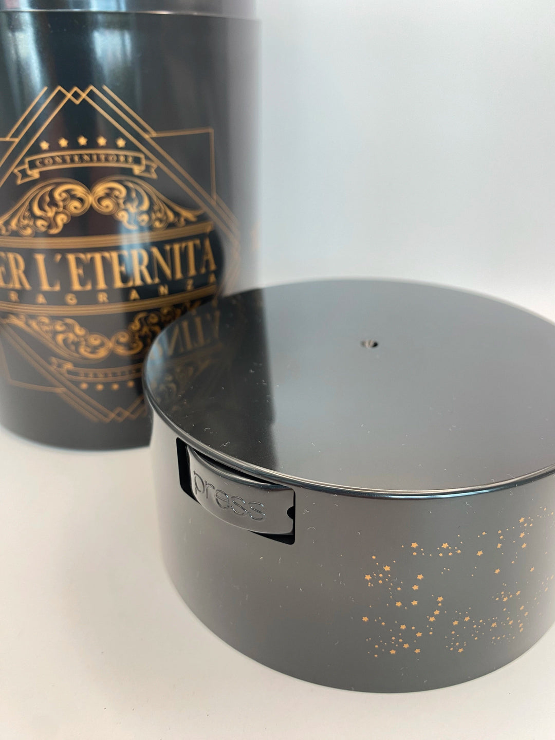 Coffeevac Airtight Coffee Container 1.85L / 500g / Solid / Fresco - TightVac Europe - The eassiest storage solutions