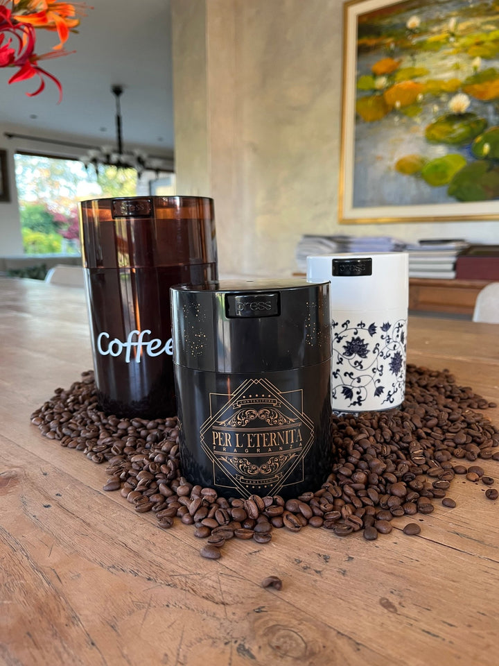 Coffeevac V 0.57L Airtight Coffee Container - TightVac Europe - The eassiest storage solutions