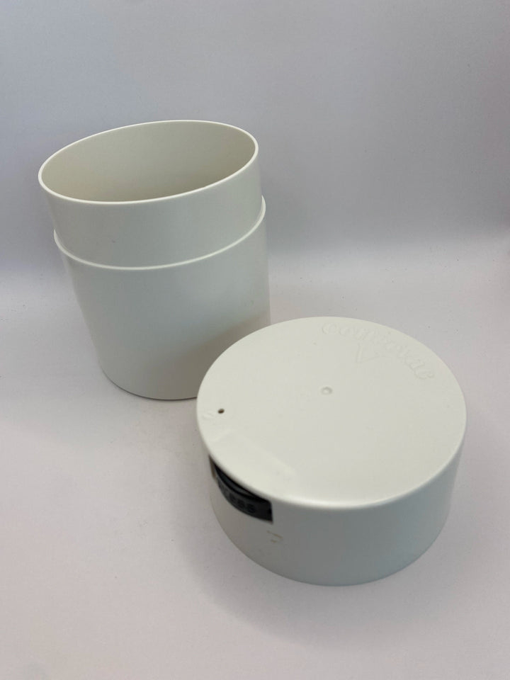 Coffeevac V Airtight Coffee Container / 0.8L / 250g / Solid / White - TightVac Europe - The eassiest storage solutions