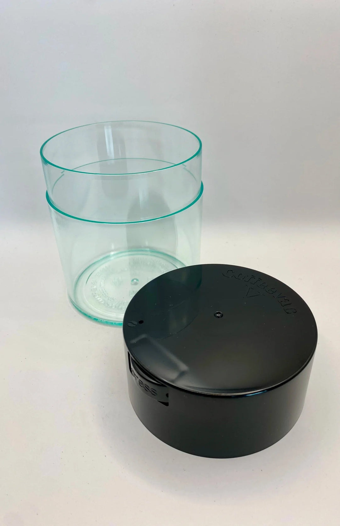 Coffeevac V Airtight Coffee Container 0.8L - TightVac Europe - The eassiest storage solutions