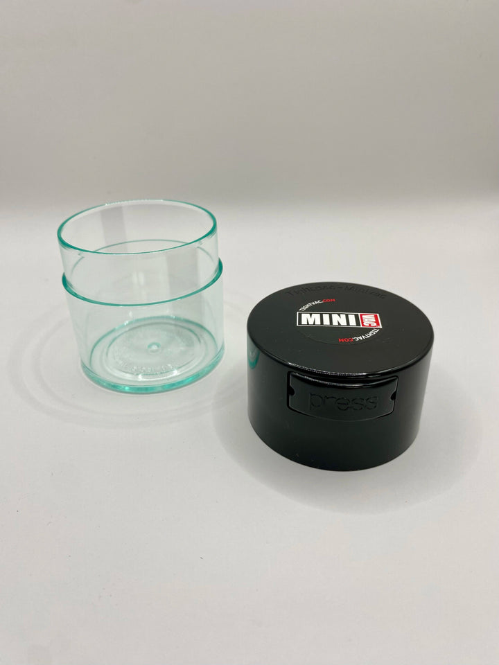 Minivac Airtight Container / 0,12L / 40g / Clear / Black - TightVac Europe - The eassiest storage solutions