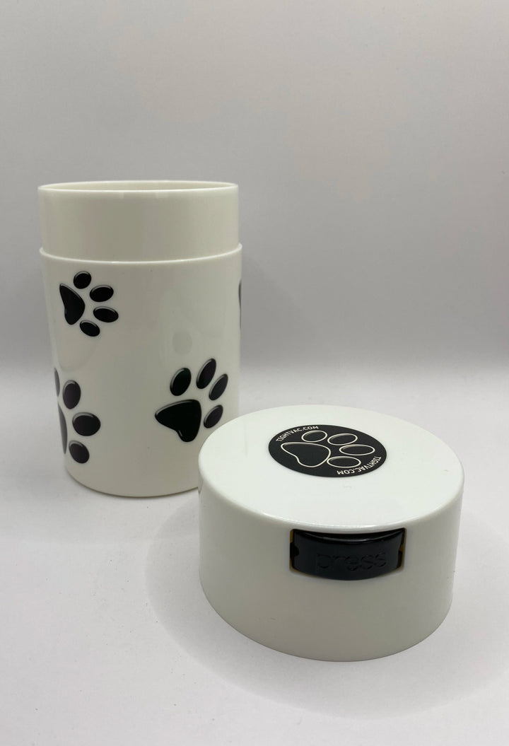 PawVac Smell - Proof Pet Food Container / 0,57L / 150g / Solid / Black Paws / White - TightVac Europe - The eassiest storage solutions