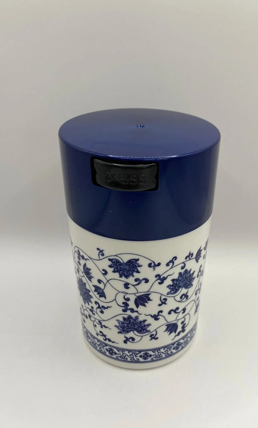 Tightvac Airtight Container 0,57L - TightVac Europe - The eassiest storage solutions