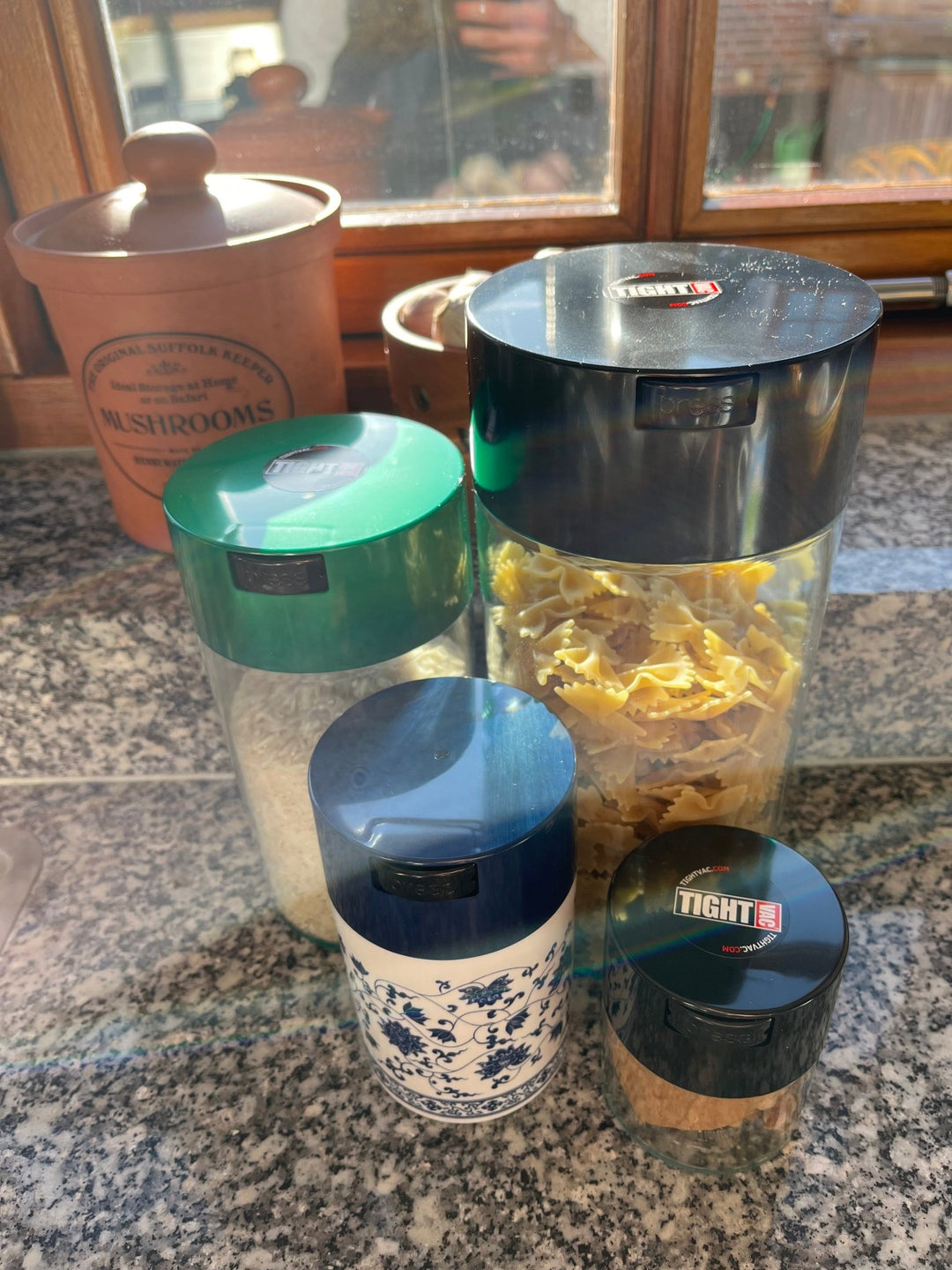 TightVac Airtight Container 2.35L - TightVac Europe - The eassiest storage solutions